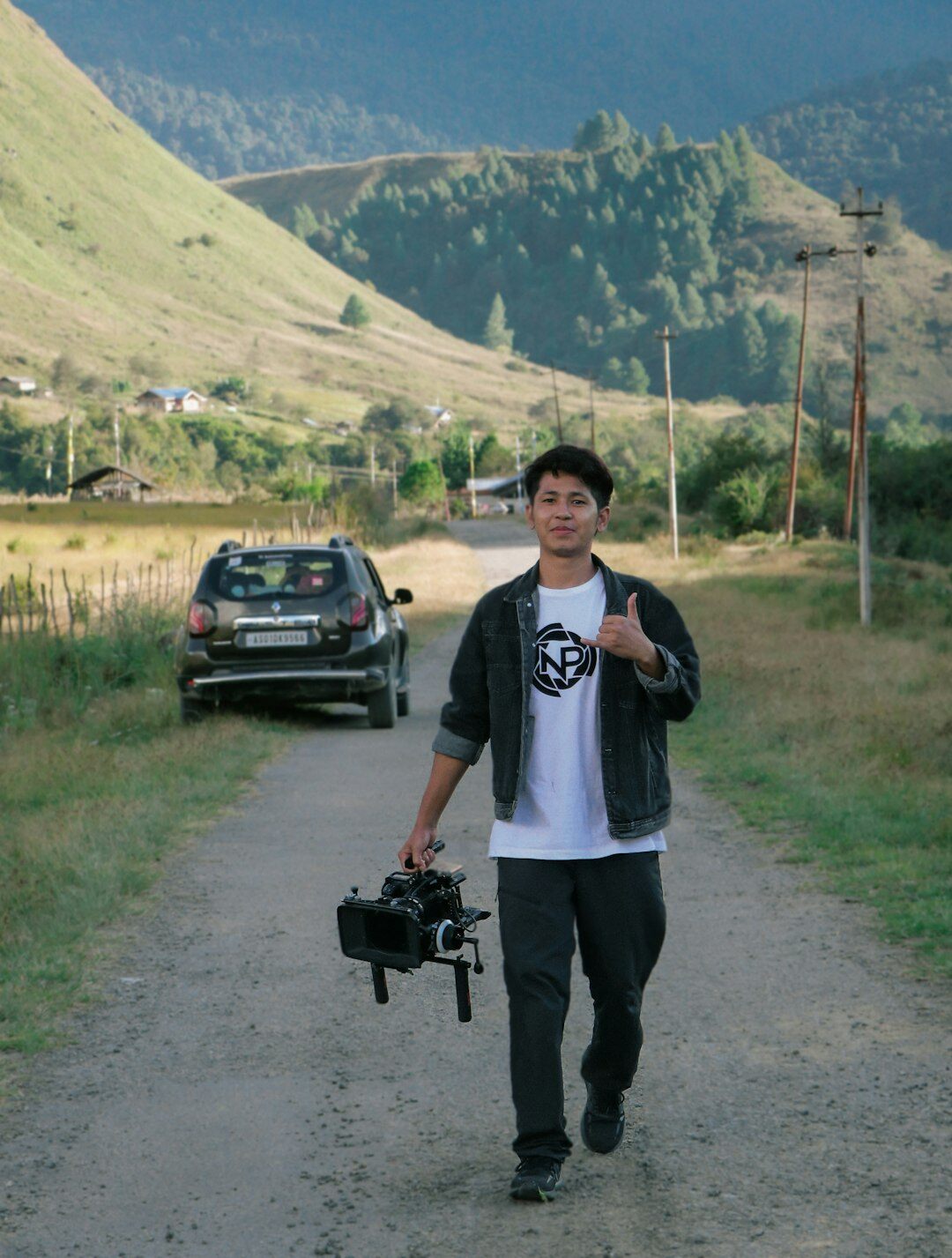 Small documentary team of Chilean journalists and photographers